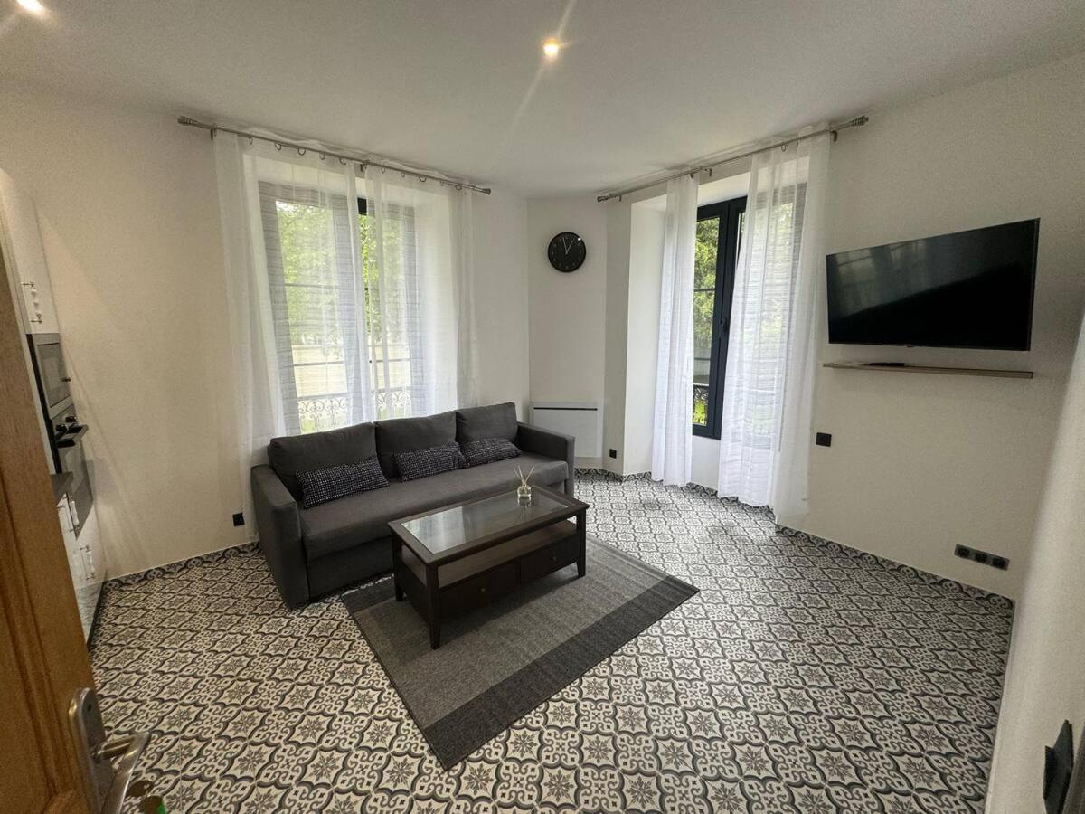 L'Etoile De Seine 77 Appartement 6 Dammarie-les-Lys Exterior photo